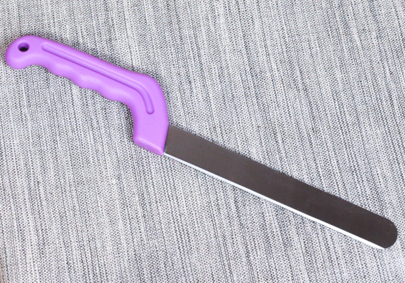 Ніж для флористичної губки фіолетовий