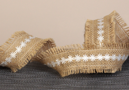 Стрічка з мішковини (5,0 см *2 м), натуральний (1рулон) Стрічка з мішковини (5,0 см *2 м), натуральний (1рулон)