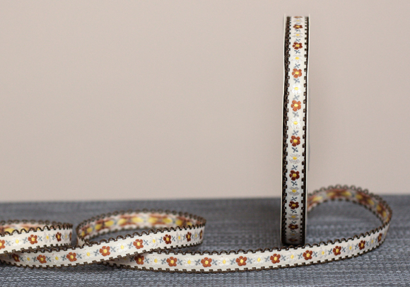 Стрічка з орнаментом №104 1,3см (23м)(1рулон)
