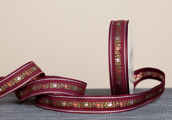 Стрічка з орнаментом №121 2,5см (23м)(1рулон)