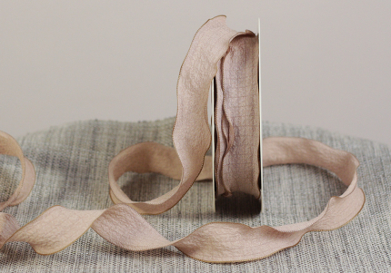 Стрічка "Хвиляста" (жатка) (2,5 см *9 м), пудровий (№155) (1рулон)