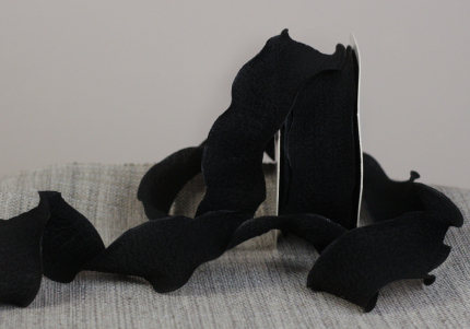 Стрічка "Хвиляста" (жатка) (4 см *9 м), чорний (№171) (1рулон)