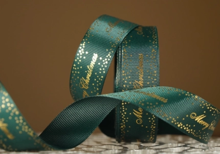 Репсова новорічна стрічка "Merry Christmas" Зірки зелена (2,5 см *23 м)(1рулон)