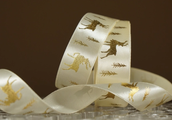 Атласна новорічна стрічка з Оленями та Ялинками молочний (2.5 см *23 м) (1рулон)