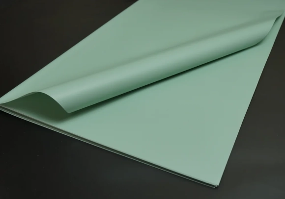 Плівка м'ятна 58x58см. 20шт. Матовий шовк J00649 №085