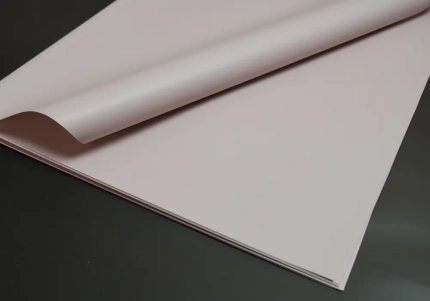 Плівка світло-пудрова 58x58см. 20шт. Матовий шовк J00649 №163