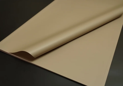 Плівка бежева 58x58см. 20шт. Матовий шовк J00649 №153