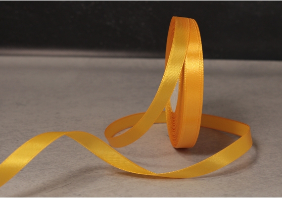 Стрічка атласна 0,6 см, світло-помаранчевий (№112) Стрічка атласна 0,6 см, світло-помаранчевий (№112)