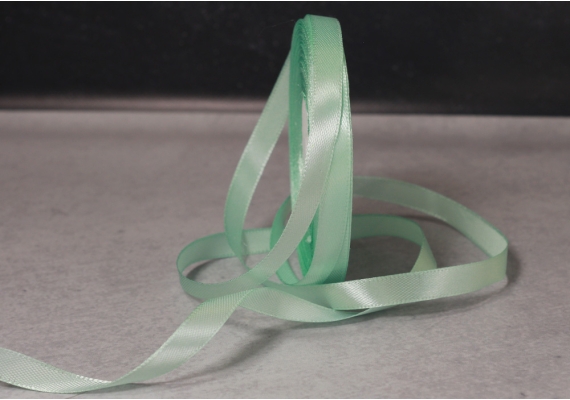 Стрічка атласна 0,6 см, світло-м'ятний (№141)