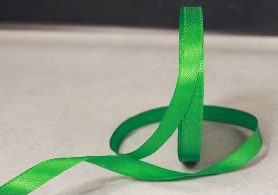 Стрічка атласна 0,9 см, зелений (теплий) (№19) Стрічка атласна 0,9 см, зелений (теплий) (№19)