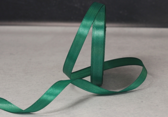 Стрічка атласна 0,6 см, зелений (№56)