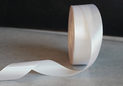 Стрічка атласна 2 см, білий (№01)