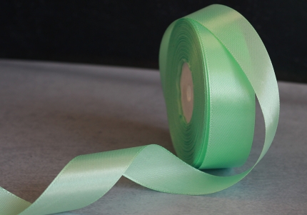 Стрічка атласна 2,5 см *33м,  світло-м'ятний (№141)