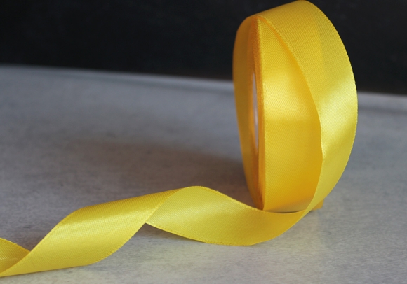 Стрічка атласна 2,5 см,  жовтий (№15)