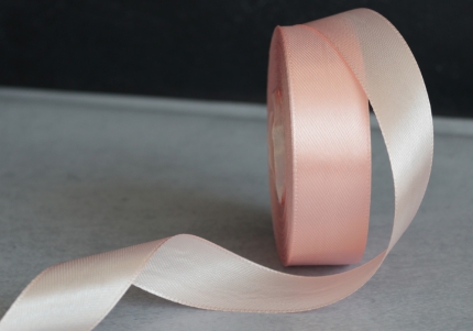 Стрічка атласна 2 см, блідо-рожевий (№153)