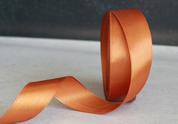 Стрічка атласна 2,5 см,  карамельний (№158)