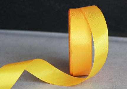 Стрічка атласна 2 см, золотисто-жовтий (№17)