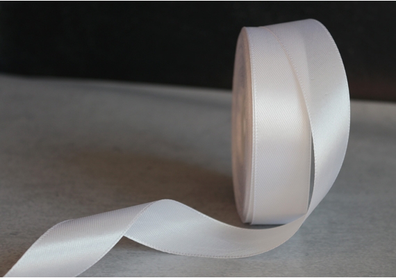 Стрічка атласна 2,5 см, молочний (Ivory) (№42) Стрічка атласна 2,5 см, молочний (Ivory) (№42)
