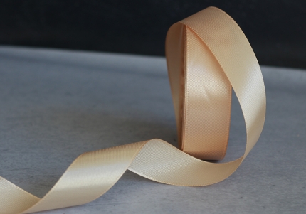 Стрічка атласна 2,5 см,  бежевий (№71)