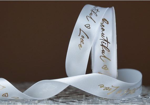 Стрічка атласна з надписом "Beautiful Love" (2,5 см *30 м), білий (№111) Стрічка атласна з надписом "Beautiful Love" (2,5 см *30 м), білий (№111)