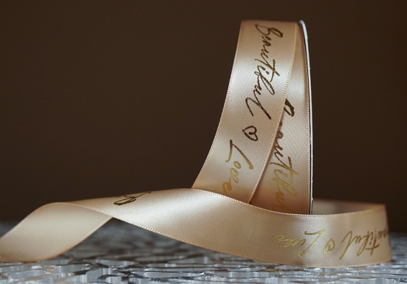 Стрічка атласна з надписом "Beautiful Love" (2,5 см *30 м), золотий (№156)