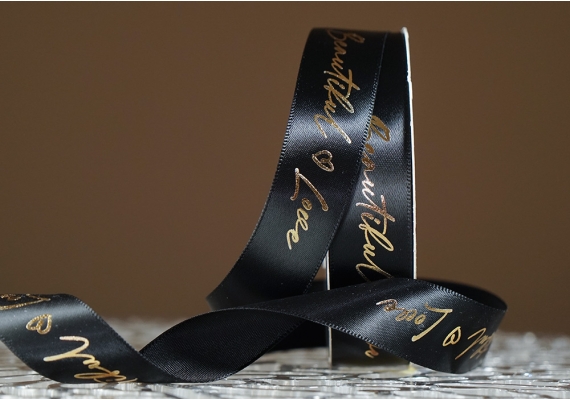 Стрічка атласна з надписом "Beautiful Love" (2,5 см *30 м), чорний (№171) Стрічка атласна з надписом "Beautiful Love" (2,5 см *30 м), чорний (№171)