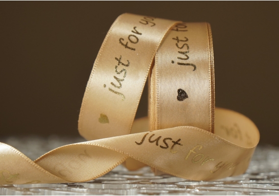 Стрічка атласна з написом "Just for You" (2,5 см *18 м), золотий (№60) Стрічка атласна з написом "Just for You" (2,5 см *18 м), золотий (№60)