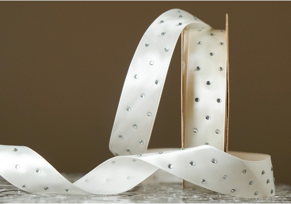 Атласна стрічка зі стразами (2,5 см *18,5 м), молочний (Ivory) (№003) (1рулон) Атласна стрічка зі стразами (2,5 см *18,5 м), молочний (Ivory) (№003) (1рулон)