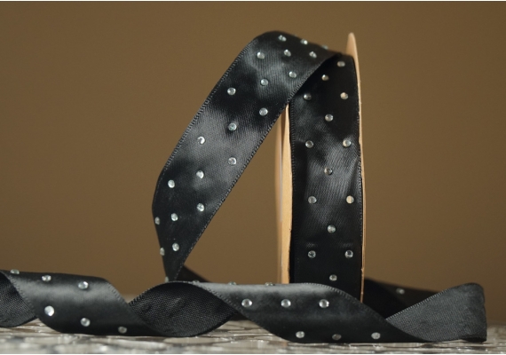 Атласна стрічка зі стразами (2,5 см *18,5 м), чорна (№110) (1рулон) Атласна стрічка зі стразами (2,5 см *18,5 м), чорна (№110) (1рулон)