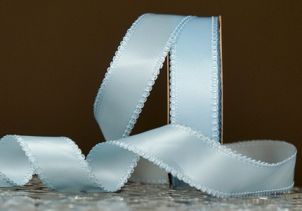 Стрічка двостороння атласна з ажурним кантом (2,5 см *18,5 м), блакитний (№308) (1рулон)