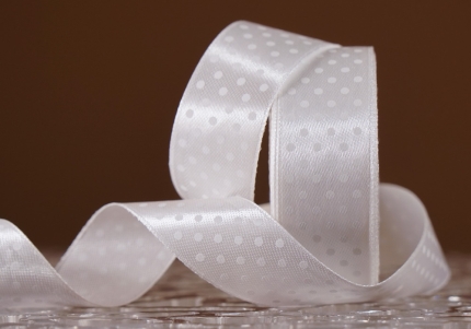 Атласна стрічка з принтом "ГОРОШОК" (2,5 см *45 м), молочний (Ivory) (№42)