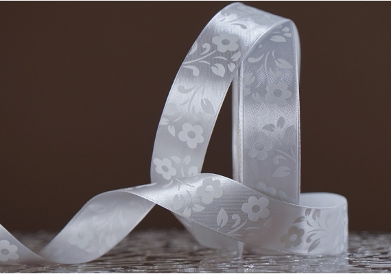 Атласна стрічка з принтом "КВІТИ" (2,5 см *45 м), сірий (№66m) (1 рулон) Атласна стрічка з принтом "КВІТИ" (2,5 см *45 м), сірий (№66m) (1 рулон)