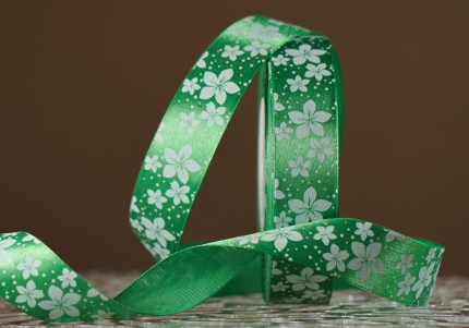 Атласна стрічка з принтом "КВІТИ-2" (2,5 см *45 м), зелений (№19m)(1 рулон)