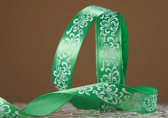 Атласна стрічка з принтом "КВІТИ-3" (2,5 см *45 м), зелений (№19m)(1 рулон)