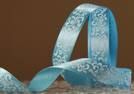 Атласна стрічка з принтом "КВІТИ-3" (2,5 см *45 м), блакитний (№20m)(1 рулон)