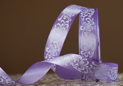 Атласна стрічка з принтом "КВІТИ-3" (2,5 см *45 м), бузковий (№21m)(1 рулон)