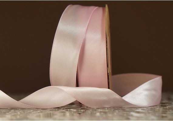 Стрічка двостороння атласна 2,5 см, світло-рожевий(№10) Стрічка двостороння атласна 2,5 см, світло-рожевий(№10)