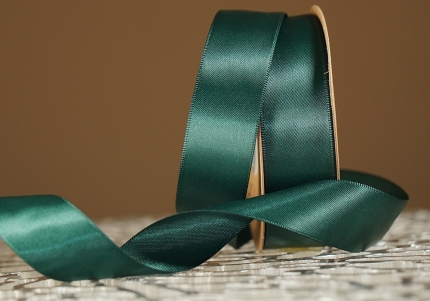 Стрічка двостороння атласна 2,5 см, зелений (№131)
