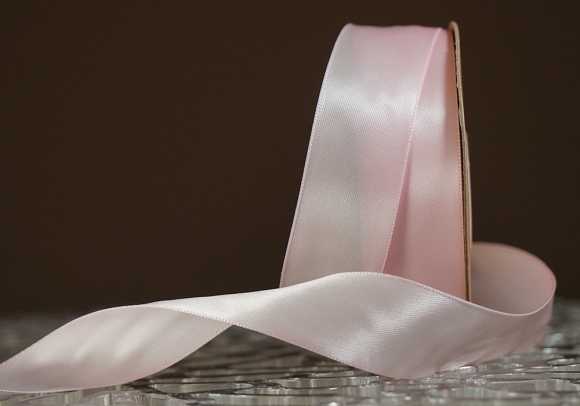 Стрічка двостороння атласна 2,5 см, блідо-рожевий (№158) Стрічка двостороння атласна 2,5 см, блідо-рожевий (№158)