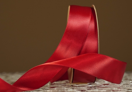 Стрічка двостороння атласна 2,5 см, яскраво-червоний (№40)