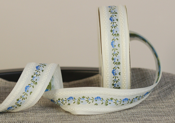 Стрічка з орнаментом №40 3,5см (23м)(1рулон)