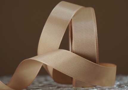 Стрічка репсова (2,5 см *23 м), коричневий (колір засмаги) (№0-835)