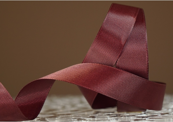 Стрічка репсова (2,5 см *23 м), бордово-коричневий (№0-868) Стрічка репсова (2,5 см *23 м), бордово-коричневий (№0-868)