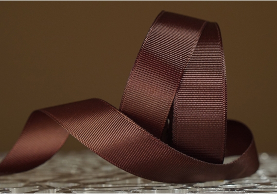 Стрічка репсова (2,5 см *23 м), коричневий (№32)