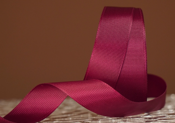 Стрічка репсова (2,5 см *23 м), вишневий (№83)