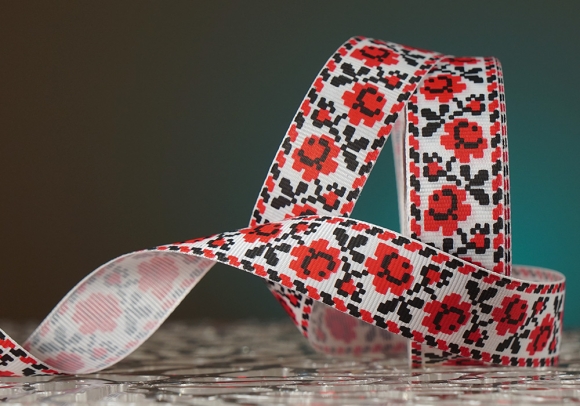 Стрічка репсова Маки-2 (Український принт) (2,5 см *23 м) (1 рулон) Стрічка репсова Маки-2 (Український принт) (2,5 см *23 м) (1 рулон)