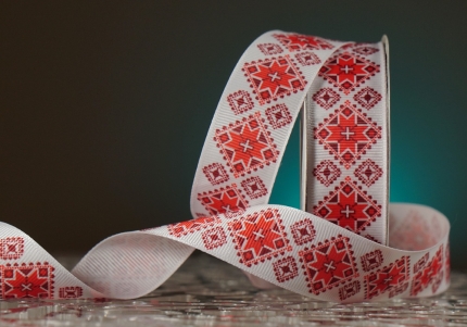 Стрічка репсова Орнамент-3 (Український принт) (2,5 см *23 м) (1 рулон) Стрічка репсова Орнамент-3 (Український принт) (2,5 см *23 м) (1 рулон)