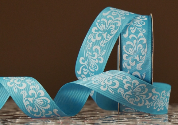 Репсова стрічка з принтом "КВІТИ-3" блакитний (2,5 см *23 м) (1 рулон) Репсова стрічка з принтом "КВІТИ-3" блакитний (2,5 см *23 м) (1 рулон)
