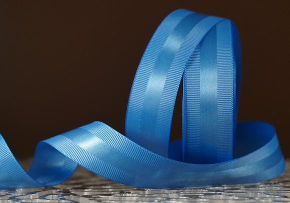 Стрічка репсова з атласною смугою (2,5 см *23 м), світло-синій (№36) (1 рулон)