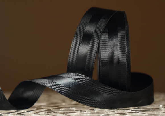 Стрічка репсова з атласною смугою (2,5 см *23 м), чорний (№39) (1 рулон)